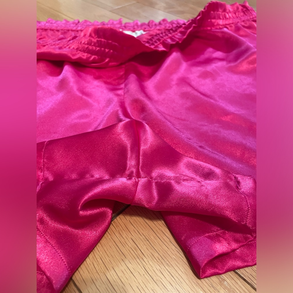 Victoria’s Secret Gold Label Satin-like Pink Sleep Shorts - Picture 4 of 16